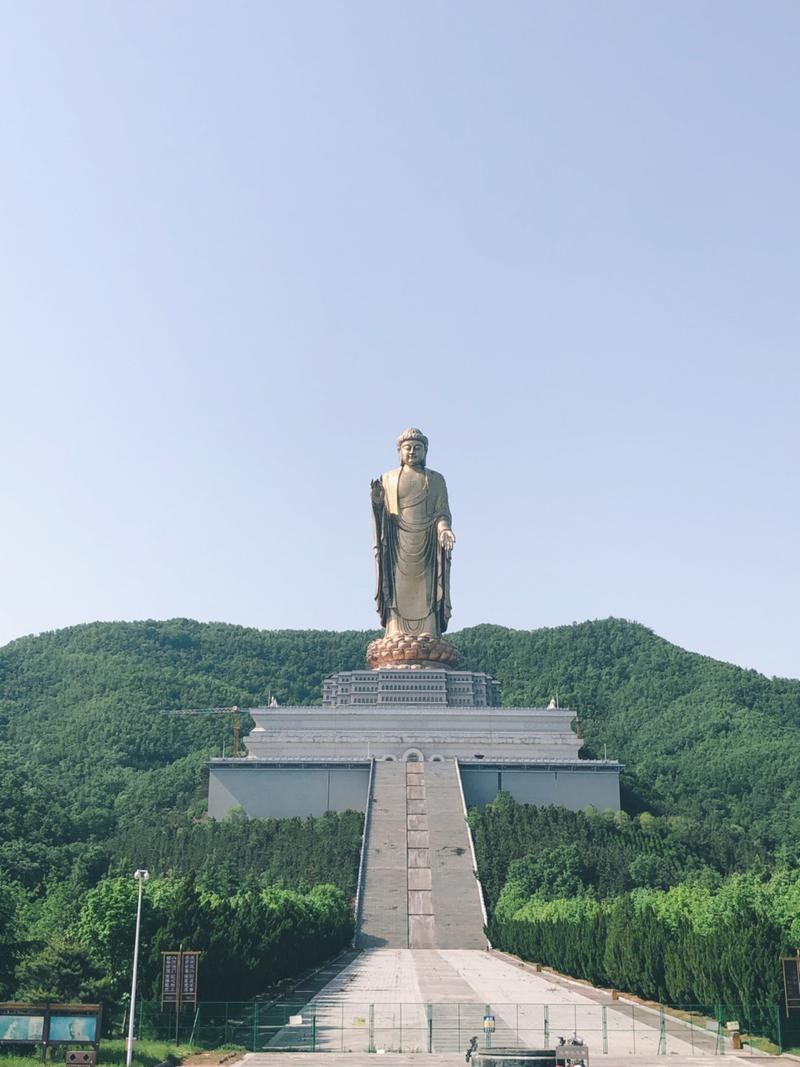 中原大佛景区风光